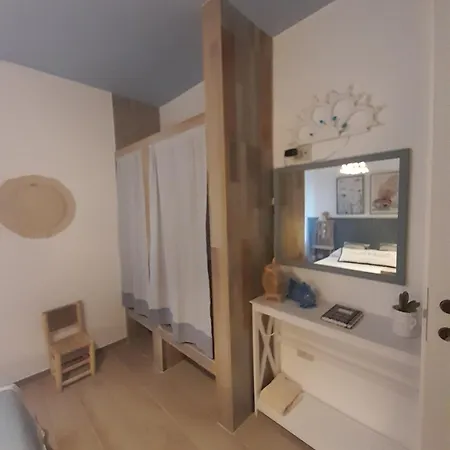 Casetta Maca Fronte Mare