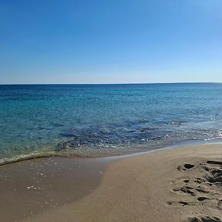 Casetta Maca Fronte Mare Apartment